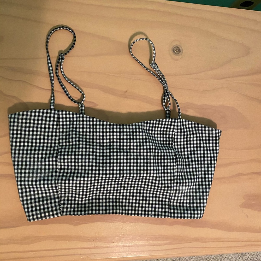 Brandy Melville Crop Top